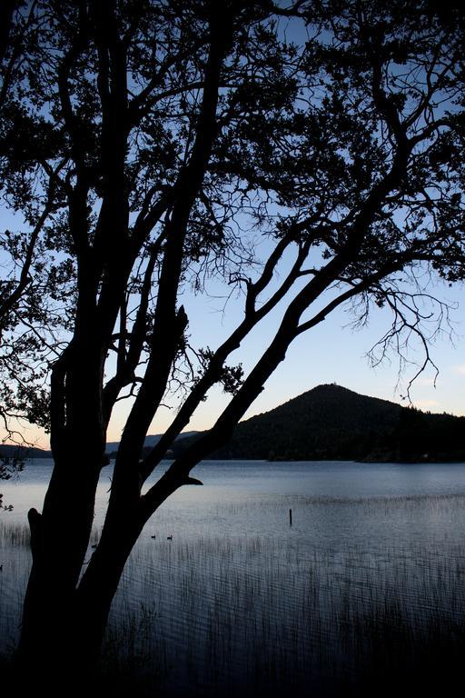 Los Juncos Patagonian Lake House Hotel San Carlos de Bariloche Exterior photo